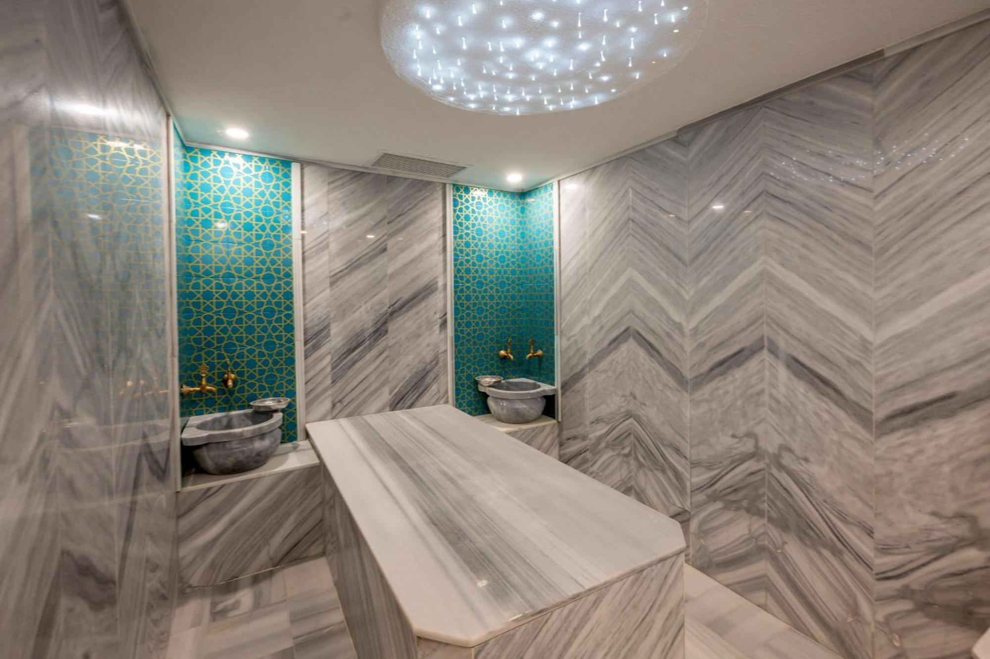 Harmony Hotel *